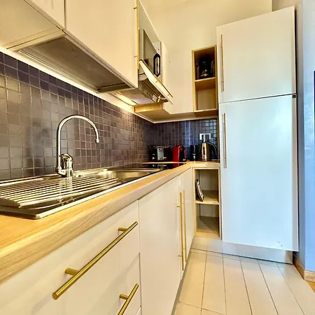 Vacanze Romane Basilica Apartmán *