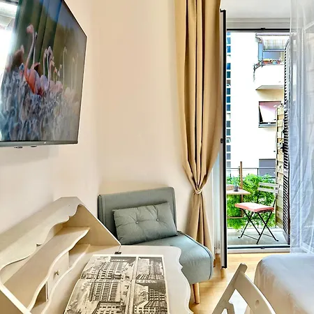 Vacanze Romane Basilica Apartment Rome